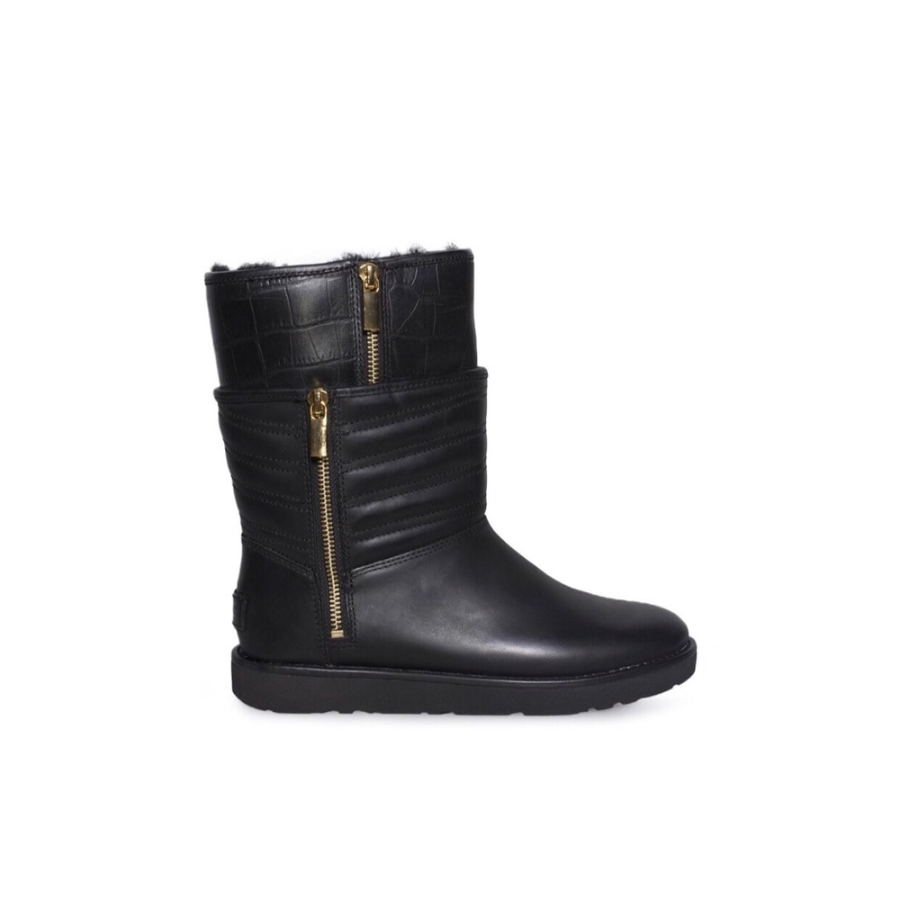 Black Leather Women Ugg Boots - Good Condition! This a reposh! Unworn too big!